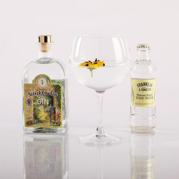 Secret Garden - gin op basis van bloemen en kruiden